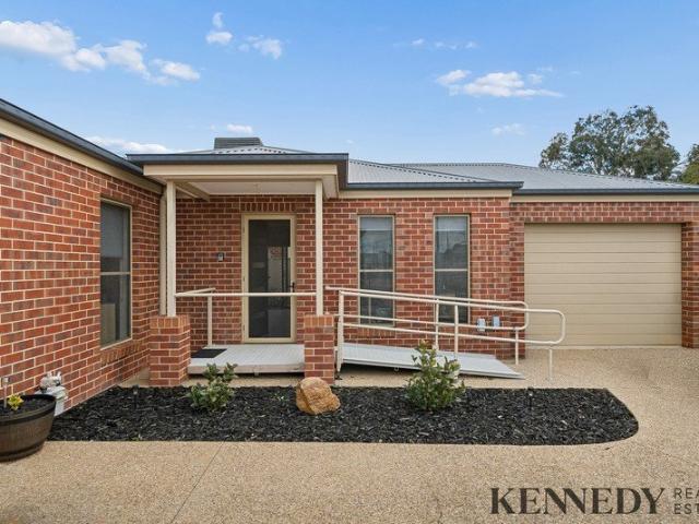 Apartment for sale in Yarrawonga, Victoria