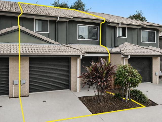 Townhouse for sale in Toombul, Queensland