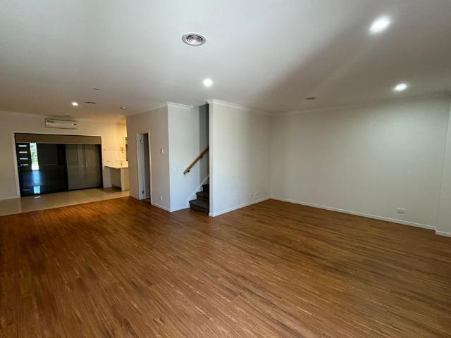 Townhouse for rent in Camerons Creek, Victoria