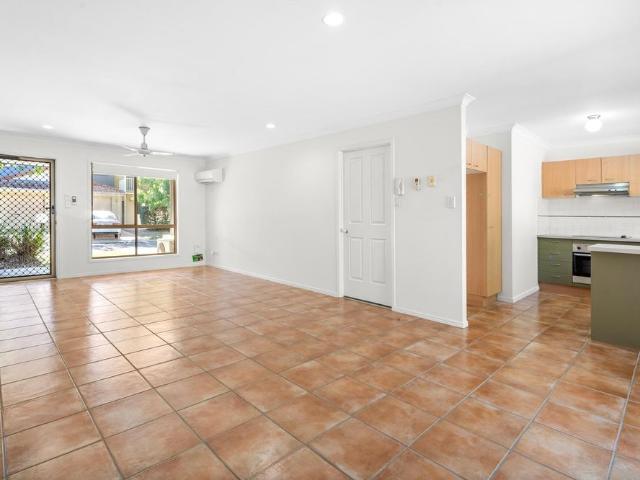 Townhouse for rent in Toombul, Queensland