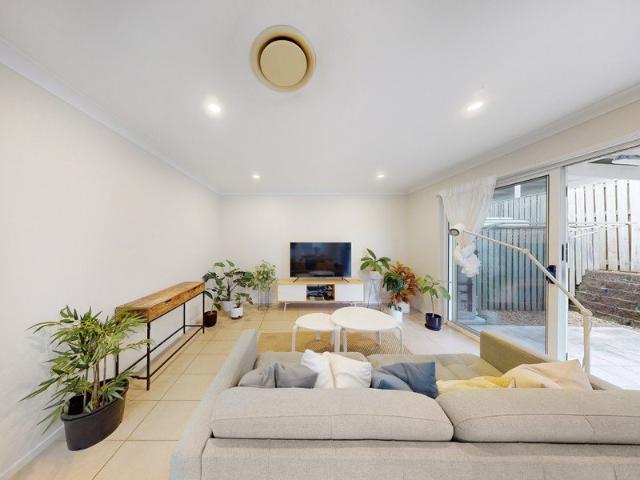 Townhouse for rent in Toombul, Queensland
