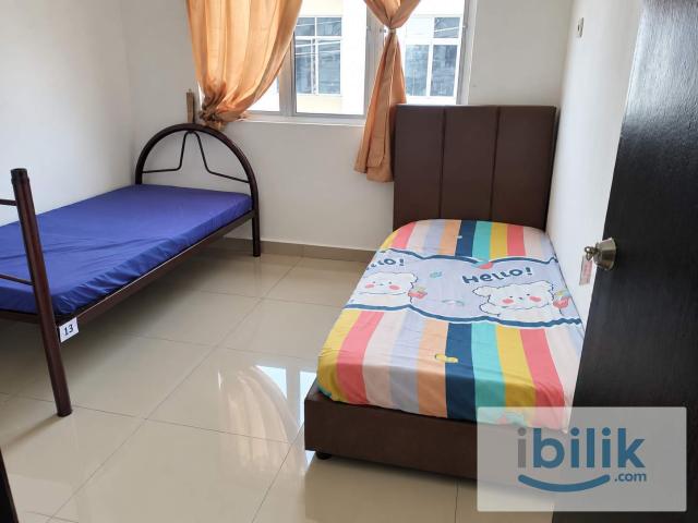 Room for rent in Sendayan Village, Negeri Sembilan