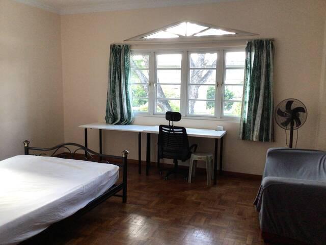 Room for rent