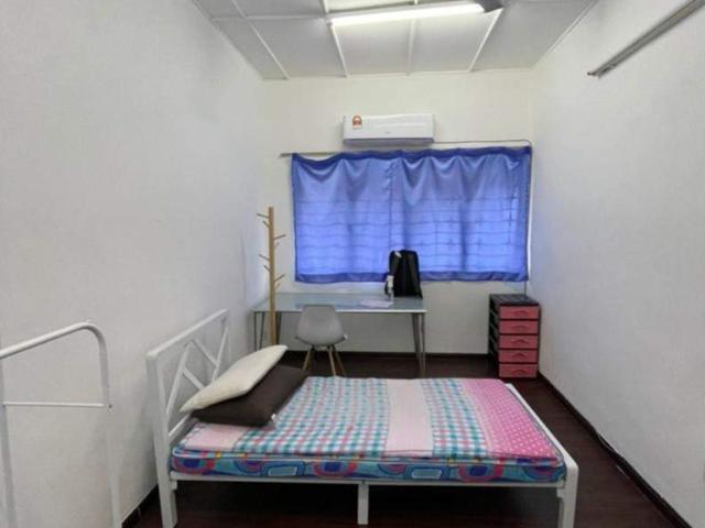 Room for rent in Petaling, Damansara Damai