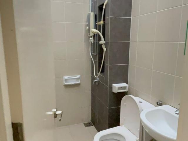 Room for rent in Petaling, Alam Impian
