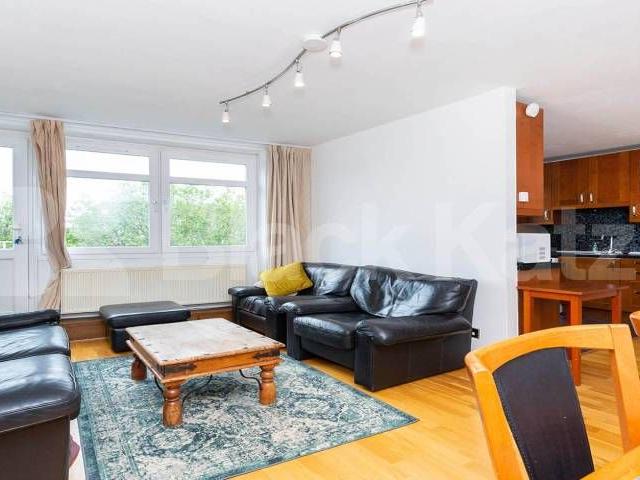 Apartment for rent in Chalk Farm, Greater London