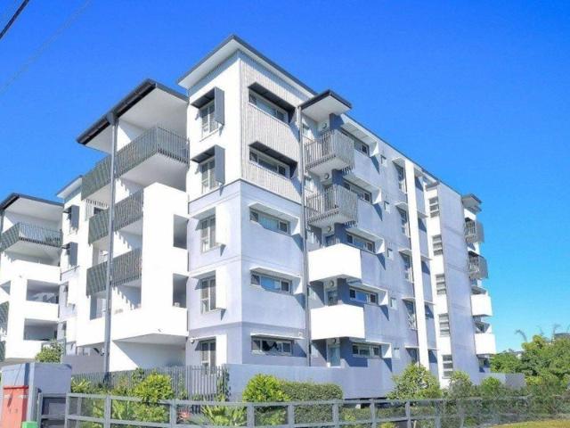 Apartment for sale in Coopers Plains, Greater Brisbane
