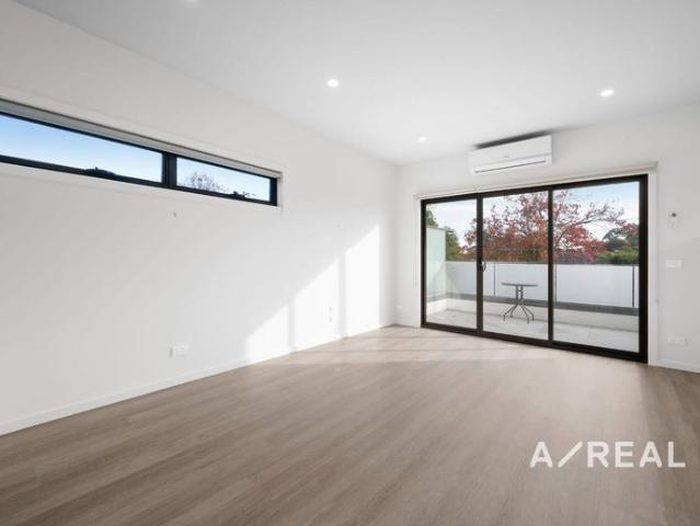 Townhouse for rent in Camerons Creek, Victoria