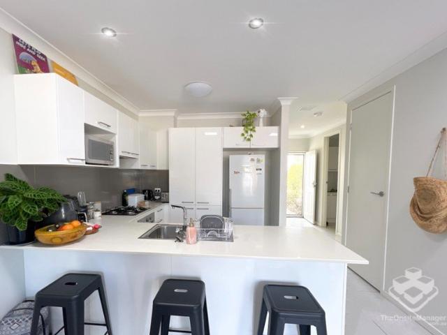 Townhouse for rent in Kings Creek, Queensland