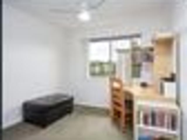 Townhouse for rent in Pacific Pines, Gold Coast City