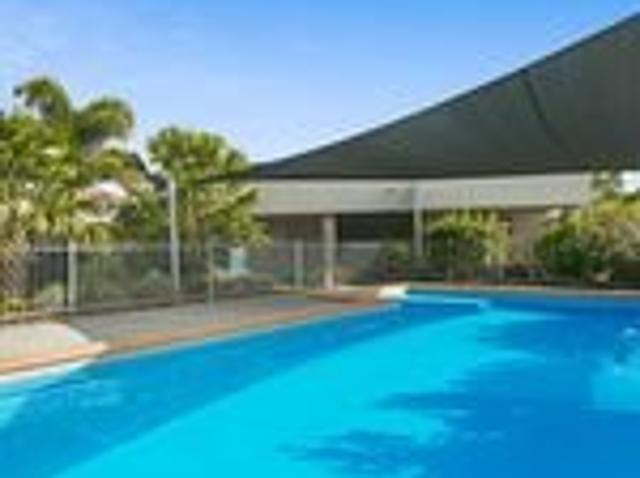 Townhouse for rent in Pacific Pines, Gold Coast City