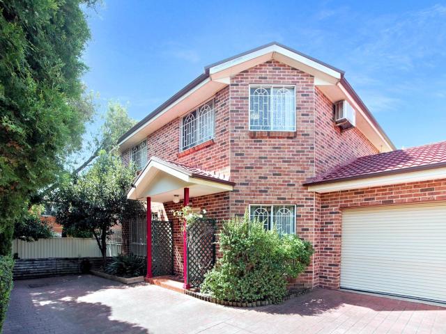 Townhouse for sale in Sydney, New South Wales