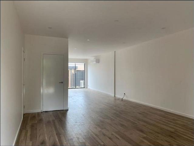 Townhouse for rent in Camerons Creek, Victoria