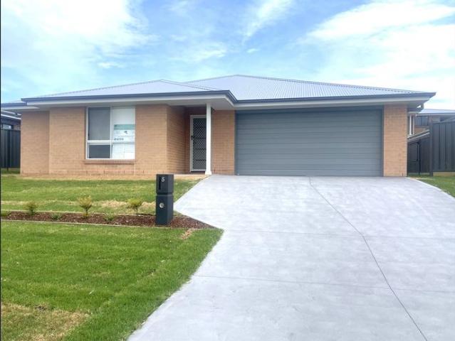 House for rent in Gillieston, Victoria