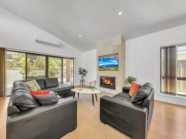 House for rent in Bright, Alpine Shire