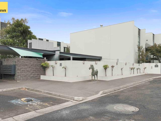 Apartment for sale in Camerons Creek, Victoria