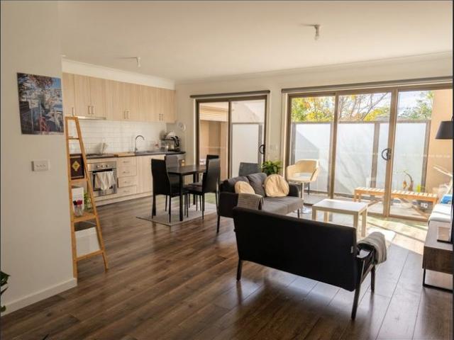 Townhouse for rent in Camerons Creek, Victoria