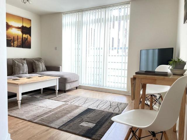 Apartment for rent in Midway, Kent