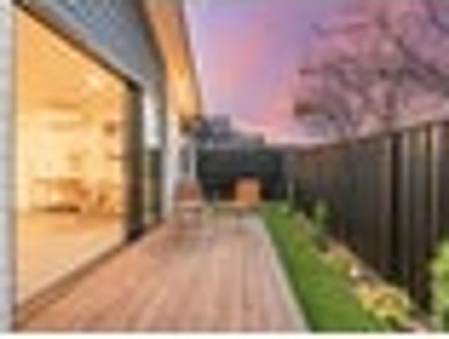House for sale in Otakou