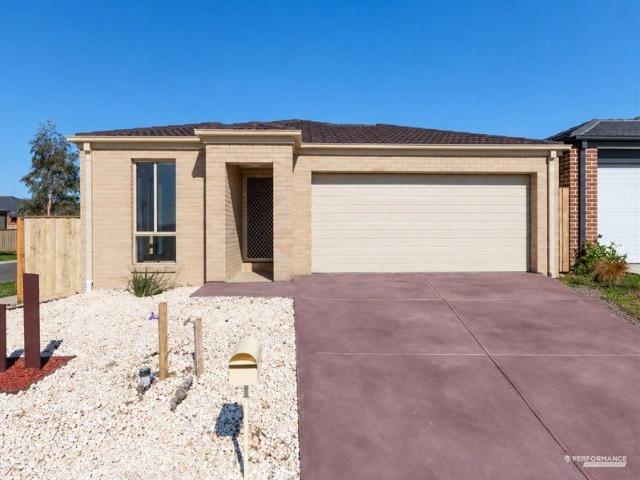 House for rent in Cascades on Clyde, Melbourne