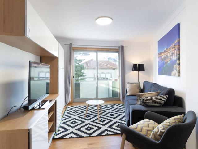Apartamento alugar em Porto, Lordelo Do Ouro