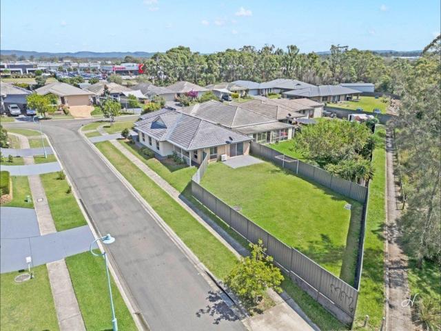 House for rent in Wadalba, Central Coast Council