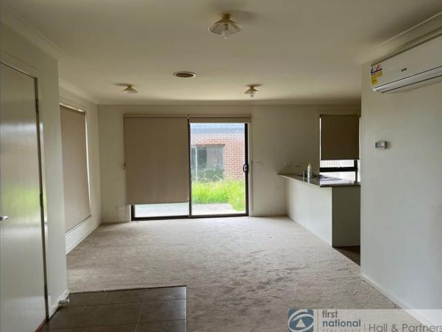 Townhouse for rent in Camerons Creek, Victoria