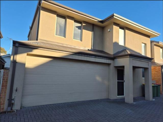 Townhouse for rent in Morley, Western Australia