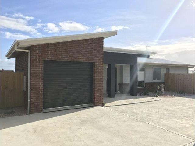 House for rent in Sulphur Creek, Tasmania