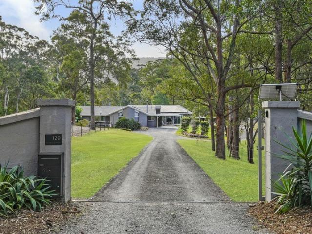 Cottage for sale in Fernbrook, Queensland