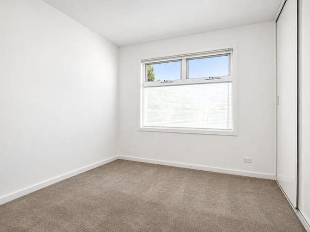 Apartment for rent in St Kilda East, Melbourne