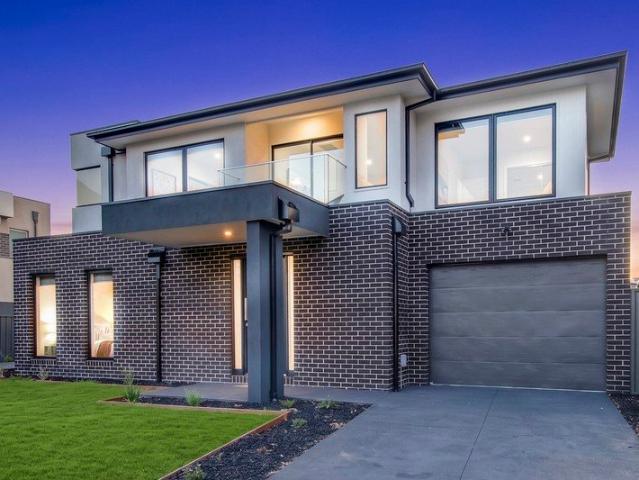 Townhouse for sale in Altona, Melbourne