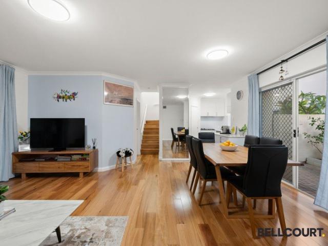 Townhouse for sale in Como, Western Australia