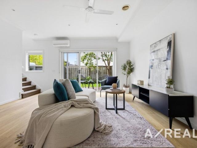 Townhouse for rent in Camerons Creek, Victoria