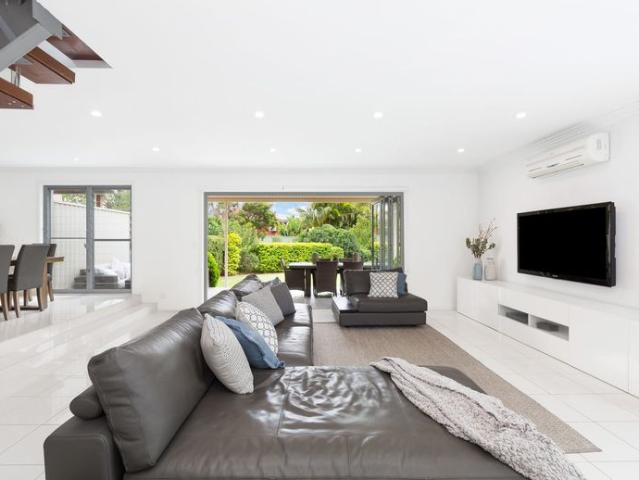 Townhouse for rent in Sutherland, New South Wales