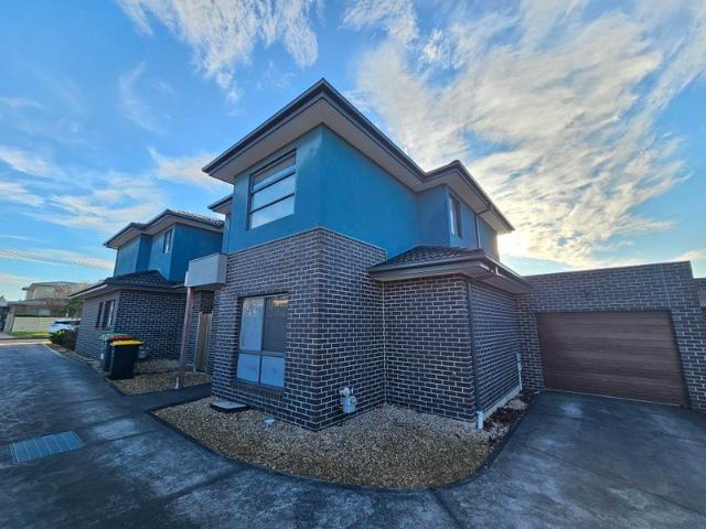 Townhouse for rent in Camerons Creek, Victoria