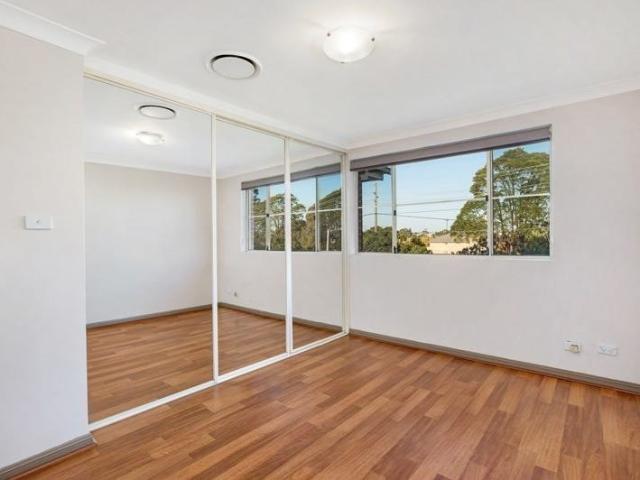 Townhouse for rent in Sydney, New South Wales