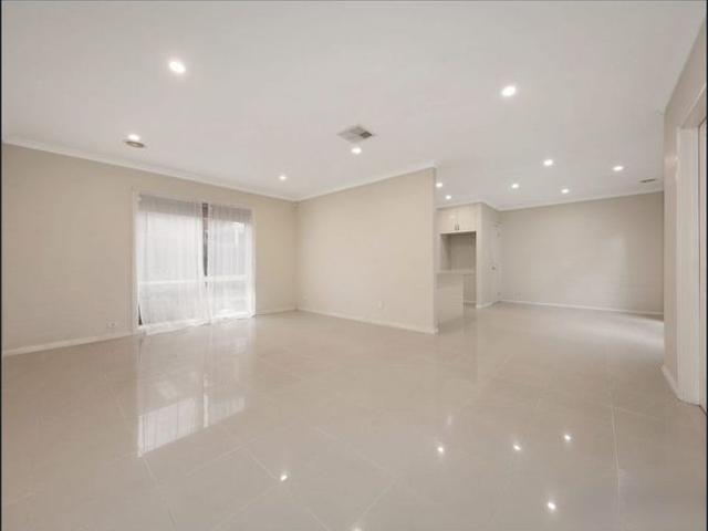 Townhouse for rent in Camerons Creek, Victoria