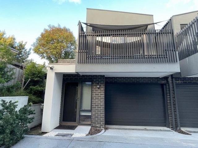 Townhouse for rent in Camerons Creek, Victoria