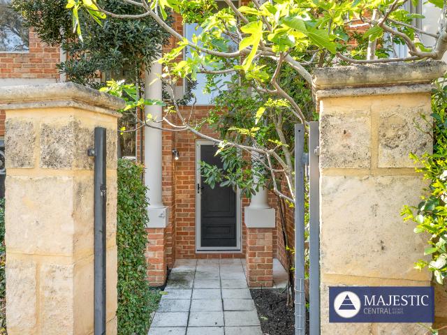 Townhouse for sale in Ardross, Western Australia