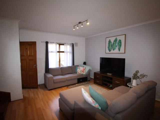 Townhouse for rent in Horseshoe Creek, South Australia