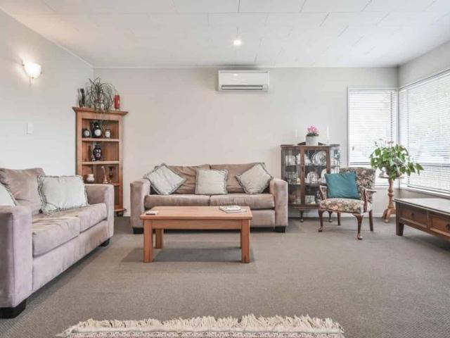 Townhouse for rent in Hastings