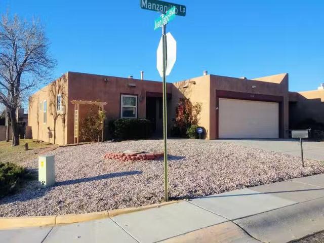 Condo for rent in Albuquerque