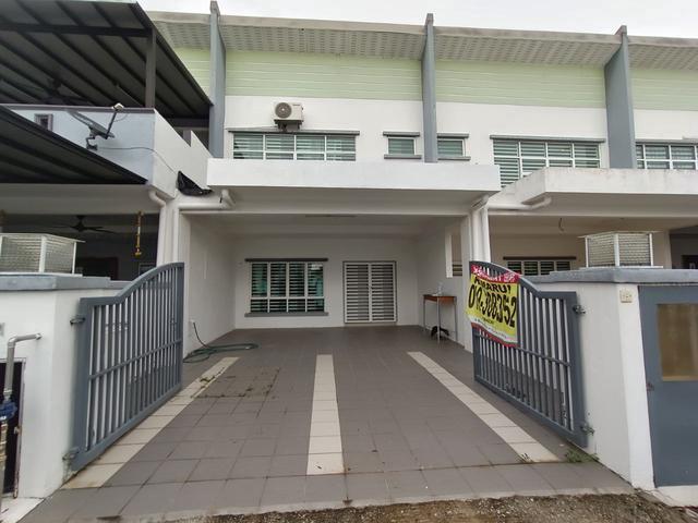 Terraced House for rent in Tanjong Sepat, Selangor