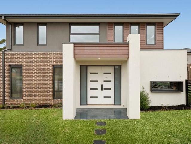 Townhouse for sale in Camerons Creek, Victoria