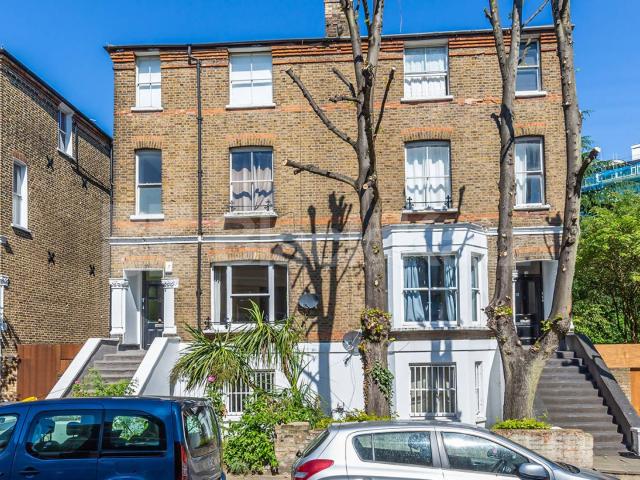 Apartment for rent in Holloway, Greater London