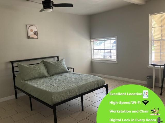 Room for rent in Willow Run, Houston