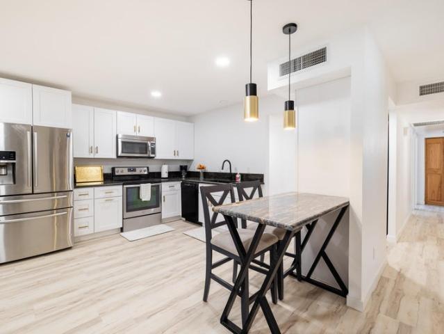 Room for rent in Laveen, Arizona