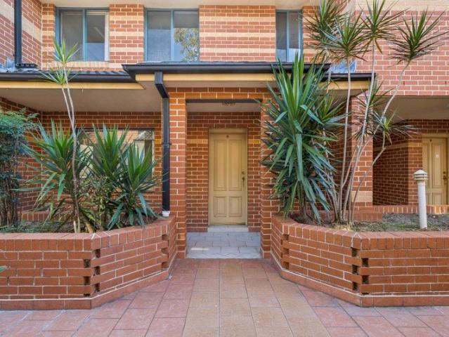 Townhouse for sale in Sydney, New South Wales