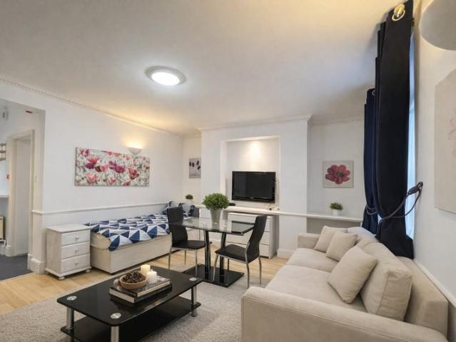 Apartment for rent in Chelsea, Greater London